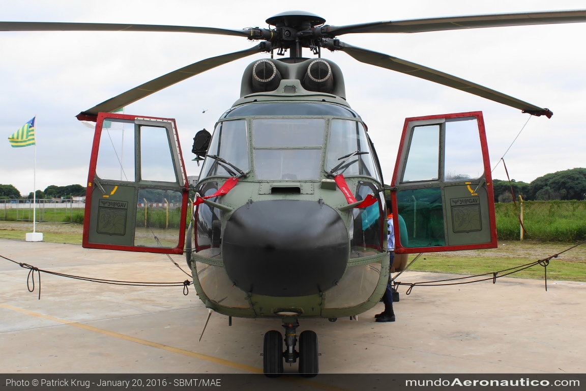 Aerospatiale H-34 Super Puma FAB8736