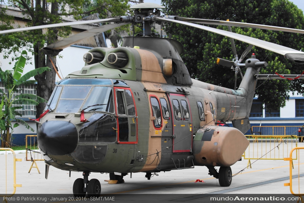 Aerospatiale H-34 Super Puma FAB8738