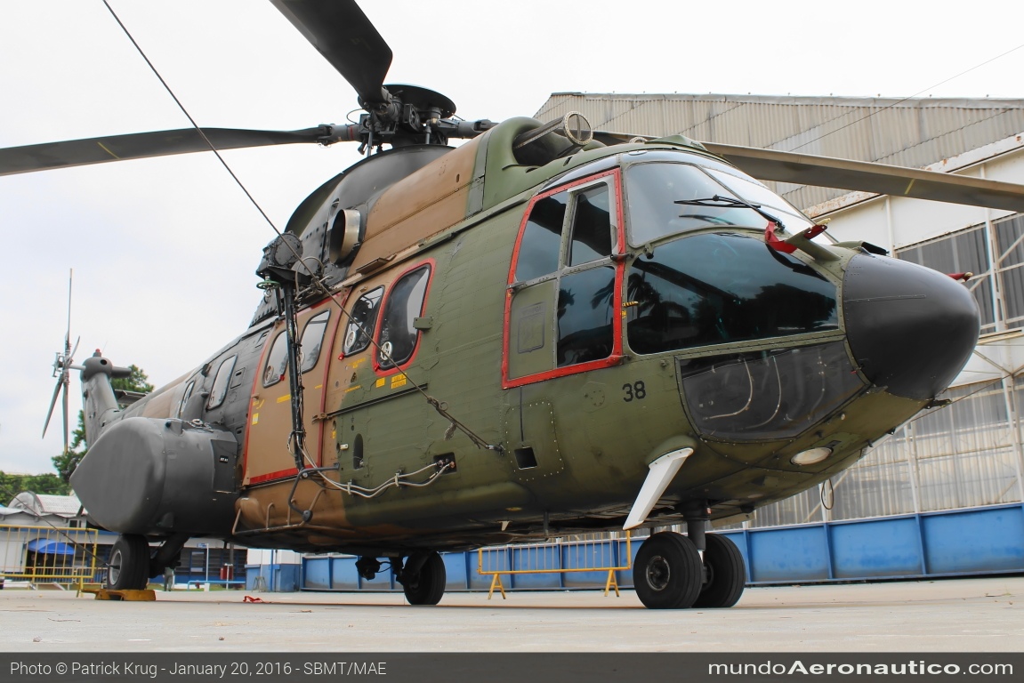 Aerospatiale H-34 Super Puma FAB8738